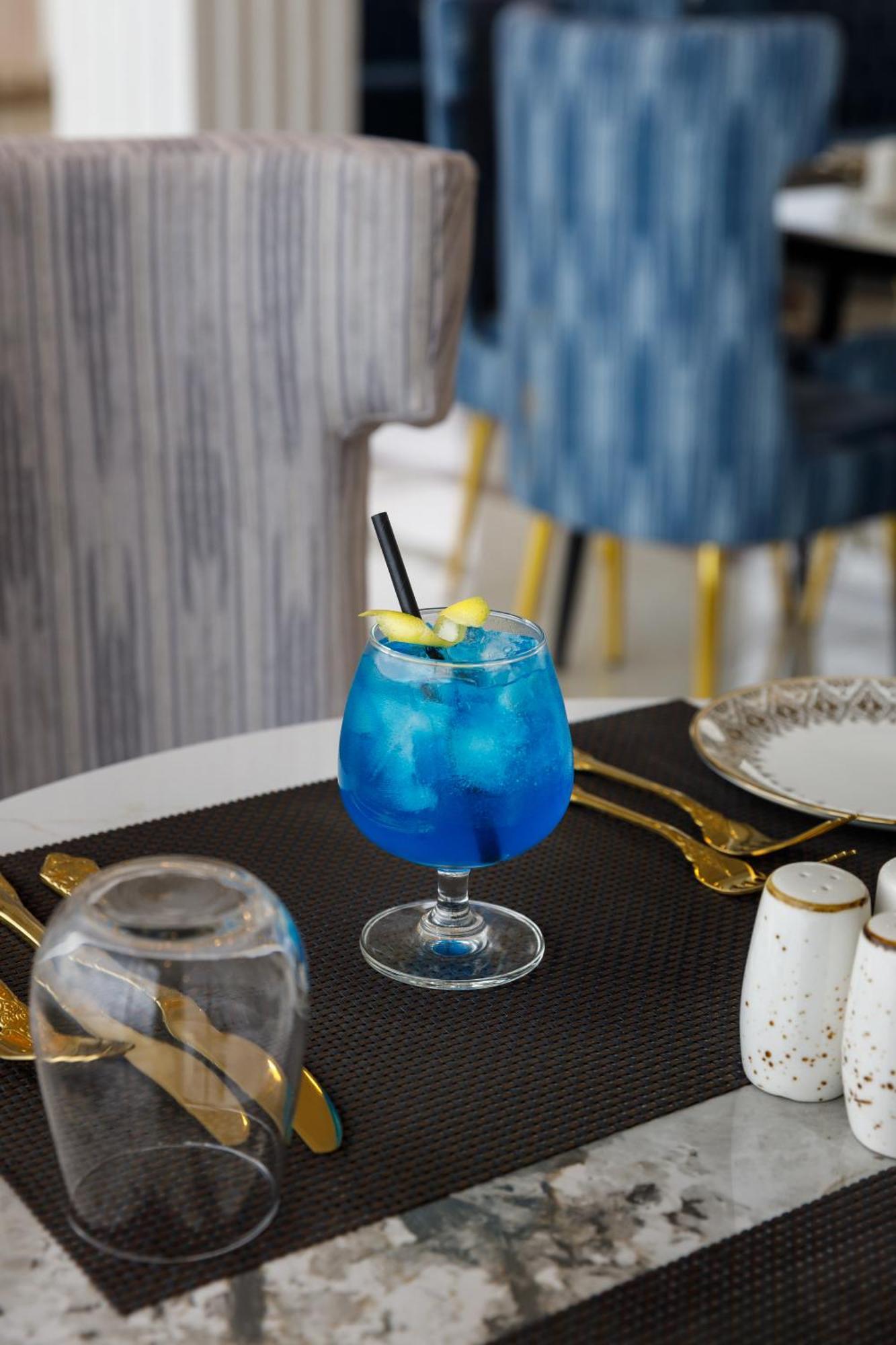 Le Glamour Resort & Wellness Spa Покхара Экстерьер фото