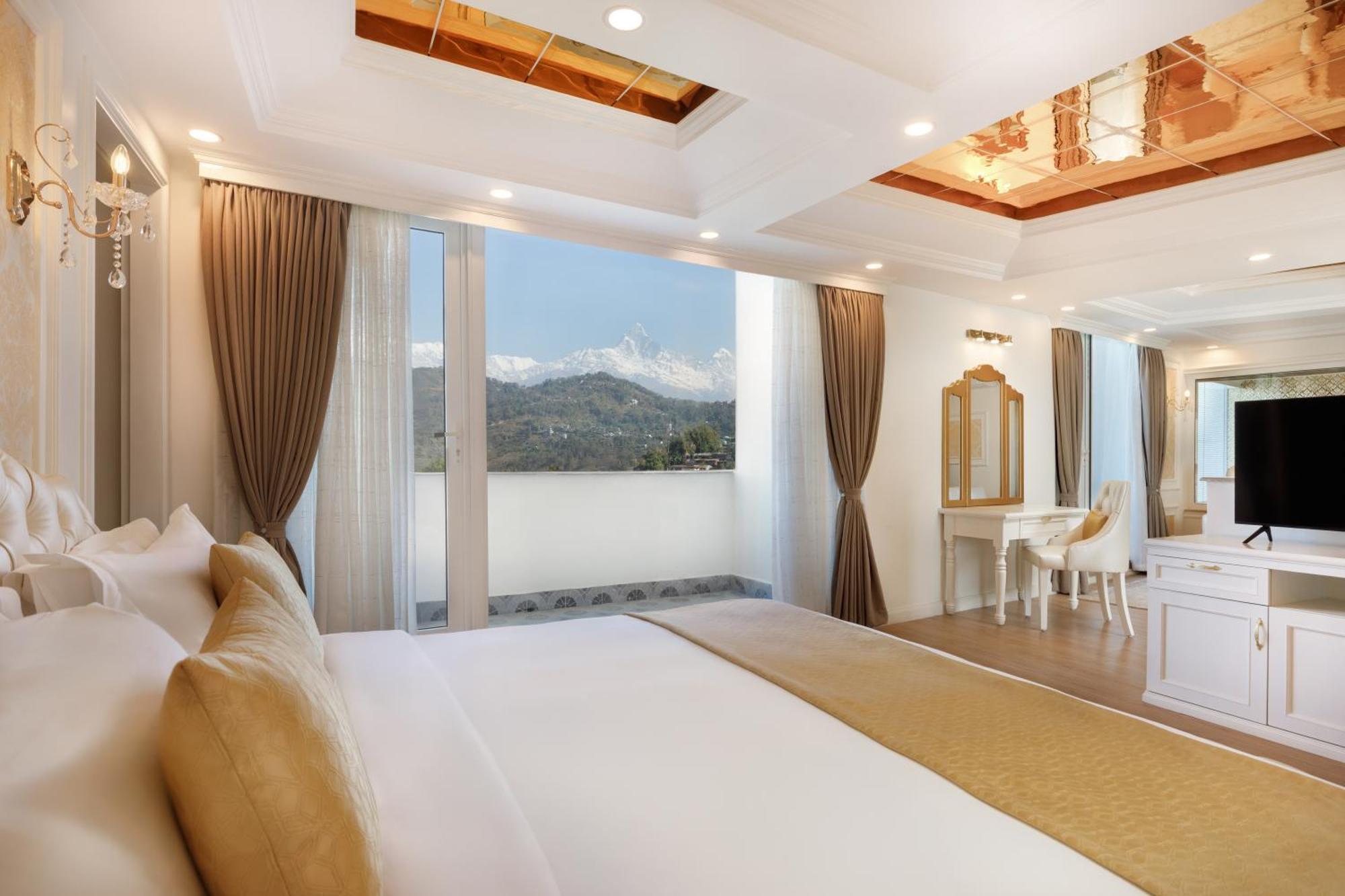 Le Glamour Resort & Wellness Spa Покхара Экстерьер фото